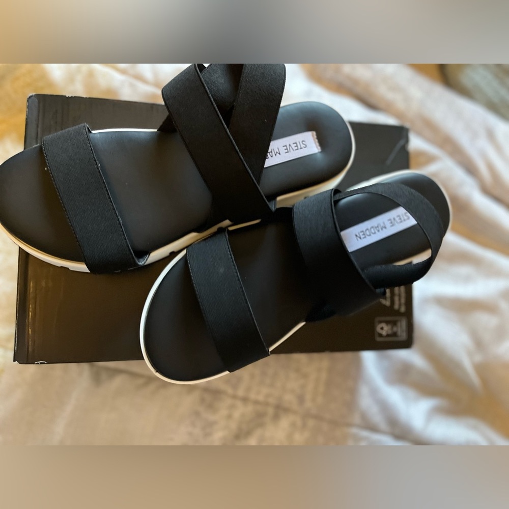 New - Picture 4 of 4